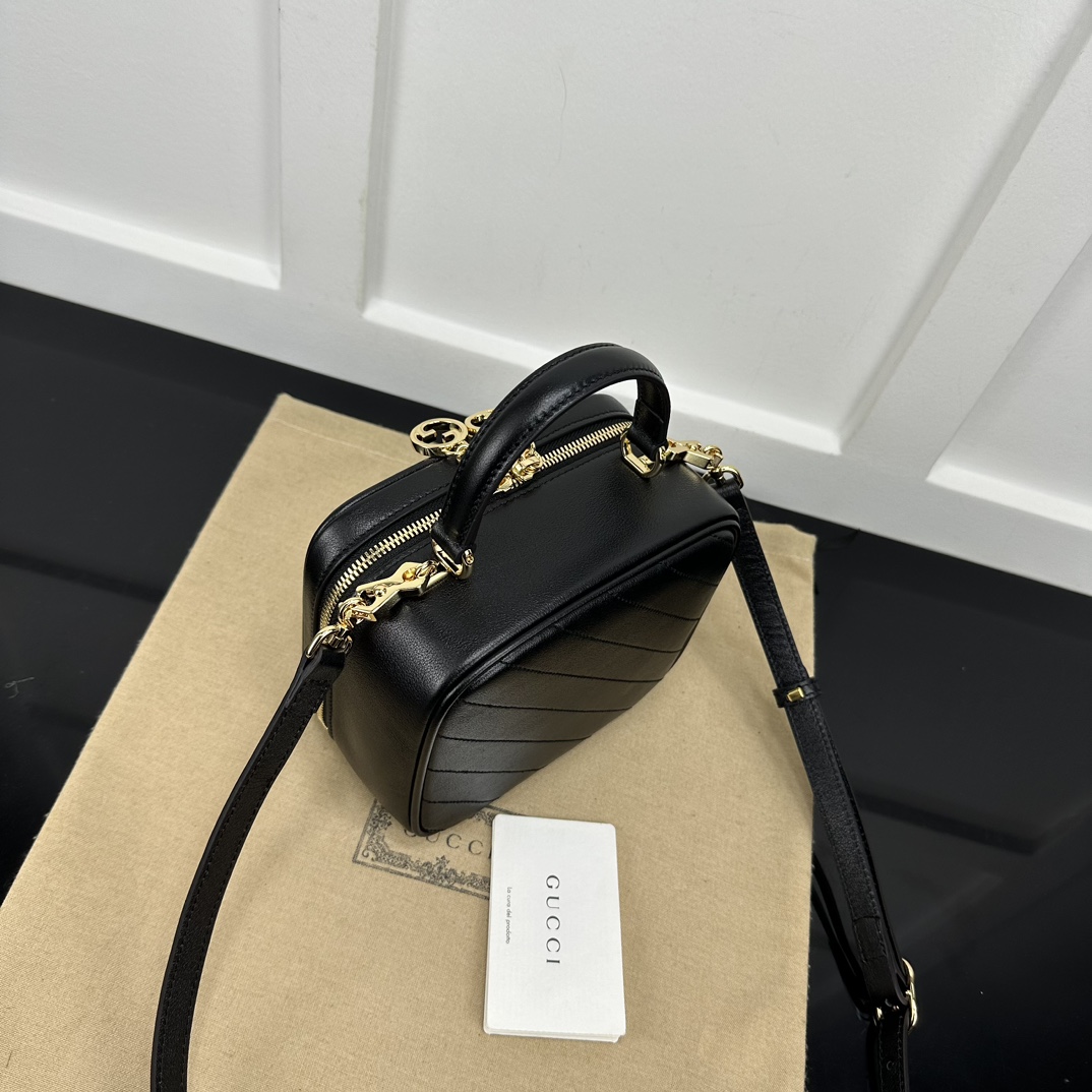 Gucci Satchel Bags